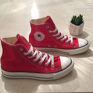 NWOB Red High Top Converse